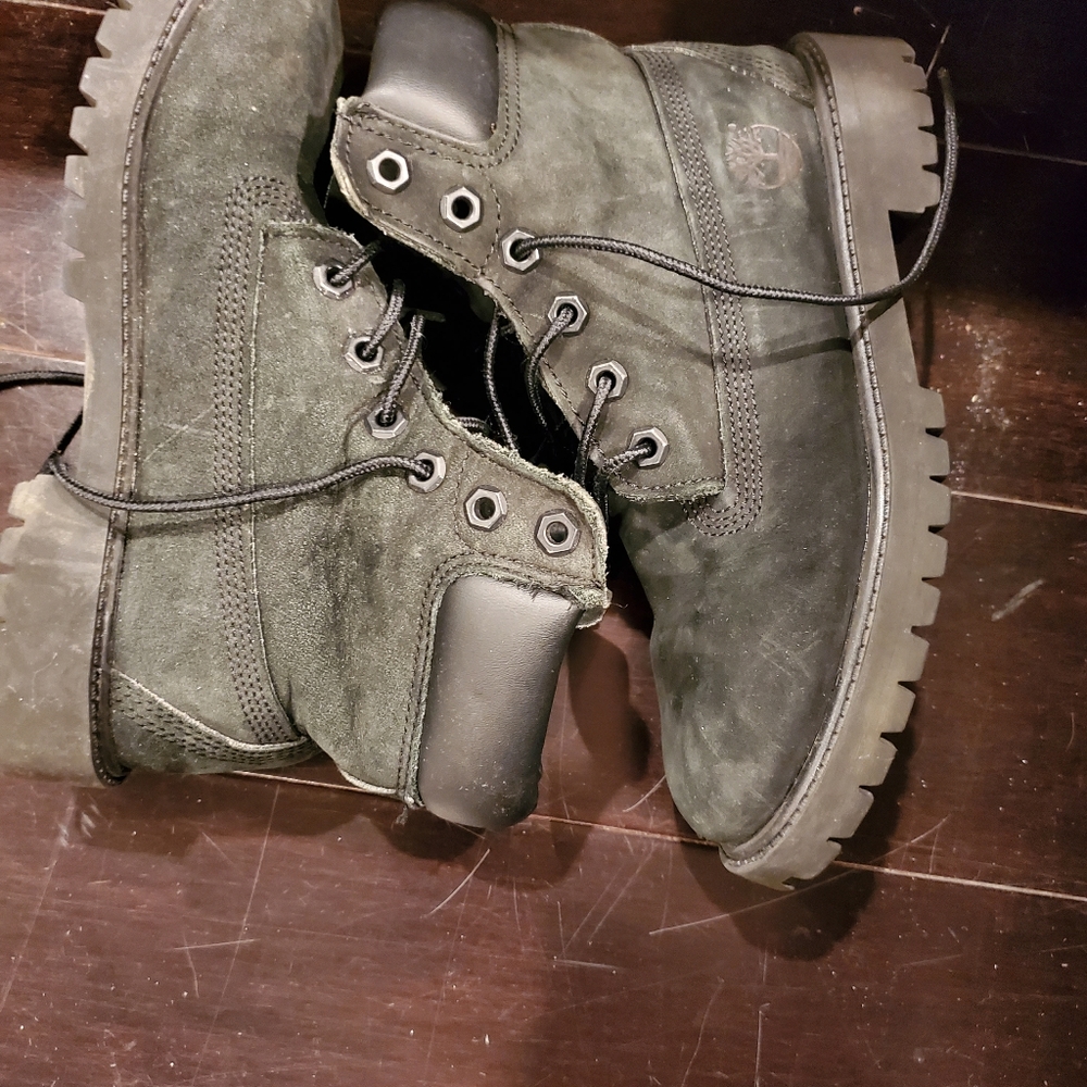 Boy shoes